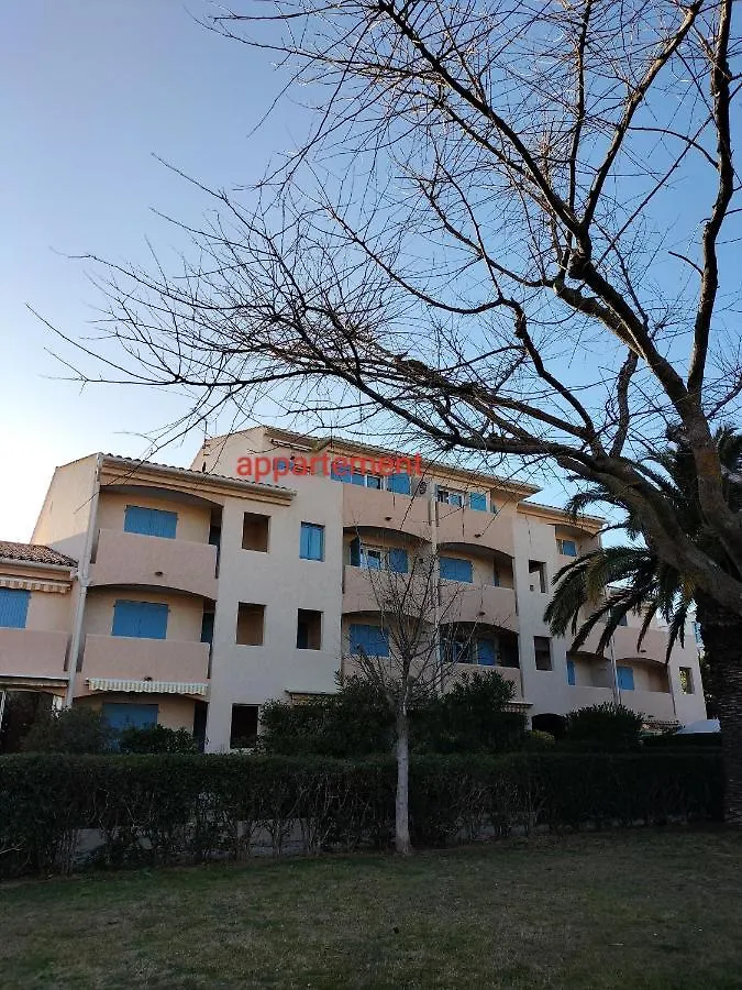 Appartement T2, 4 Personnes, Climatise, Avec Piscine, Village De La Mer La Londe-les-Maures 0*,  France