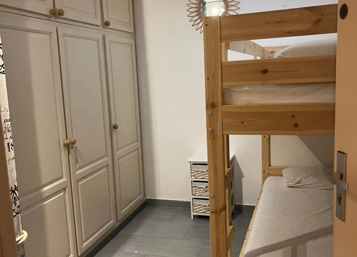 Appartement T2, 4 Personnes, Climatise, Avec Piscine, Village De La Mer La Londe-les-Maures